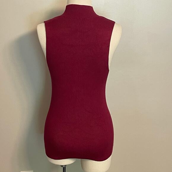 Express Women’s Knit Sleeveless Top Red Cutout Size Medium - Picture 3 of 7